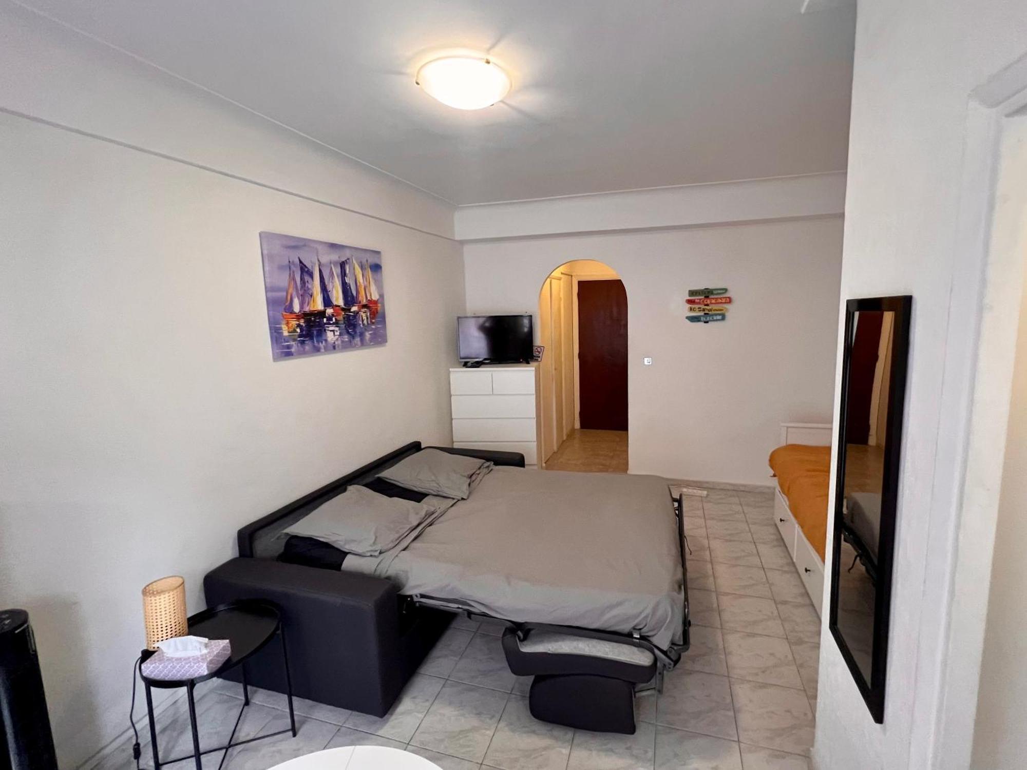 Fully Equipped For 3, Near Negresco Lejlighed *